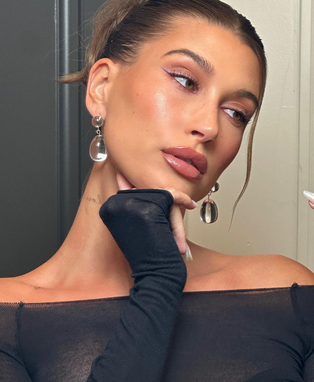 How Much Is Hailey Bieber Net Worth? Bio/Wiki, Earning Sources 2024