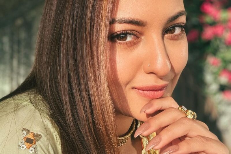 Discover Sonakshi Sinha: Bio/Wiki & Career Achievements