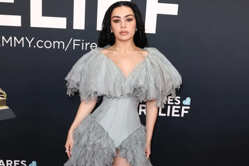 Charli XCX Height, Biography, Career, Lifestyle & Net Worth 2025